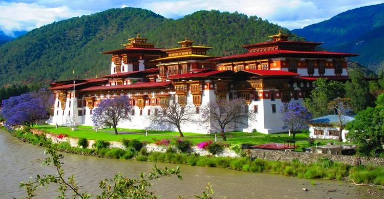পর্যটকদের জন্য দুয়ার খুললো ভুটান 2 পর্যটকদের জন্য দুয়ার খুললো ভুটান
